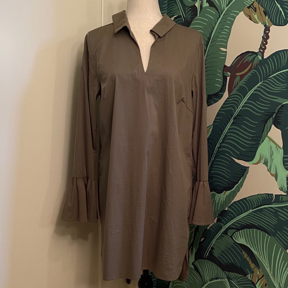 Bobeau Stretchy Tunic w Bell/Trumpet - Olive